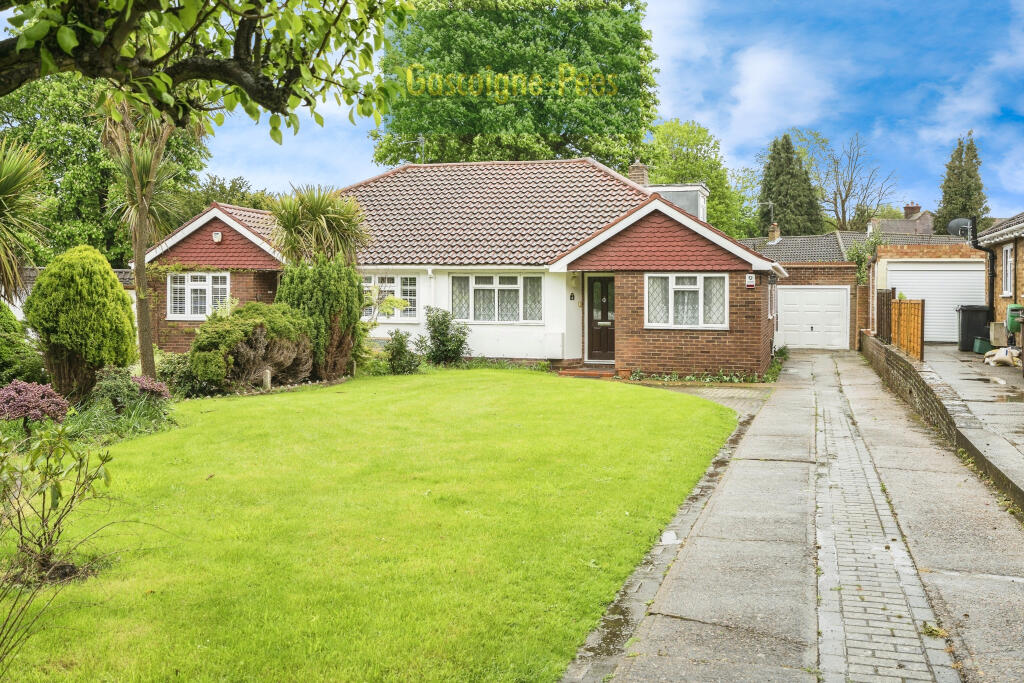 Main image of property: Chelwood Close, Epsom, KT17