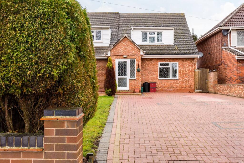 Main image of property: Kingsway, Leamington Spa