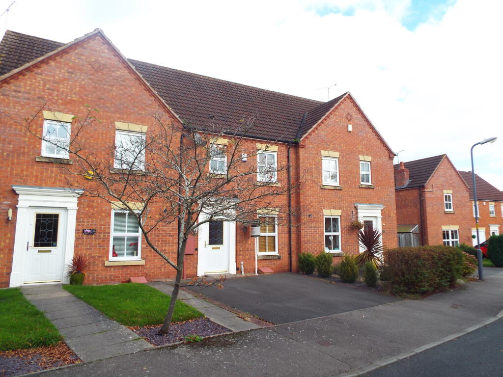 Main image of property: Price Close West, Warwick