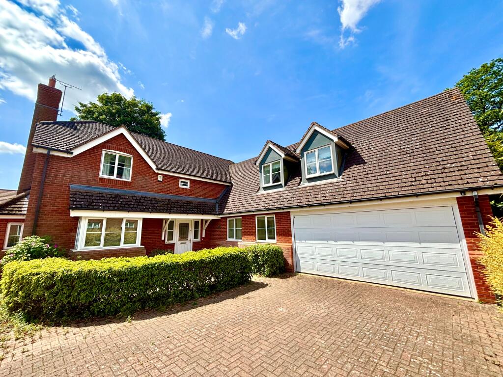 Main image of property: The Pines, Bushby, Leicester, LE7 9RX