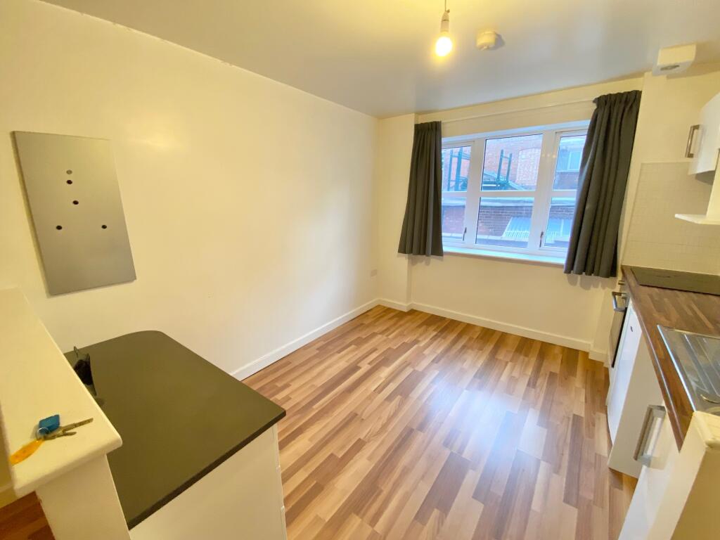 Main image of property: Clyde Court, Leicester, LE1 2AW