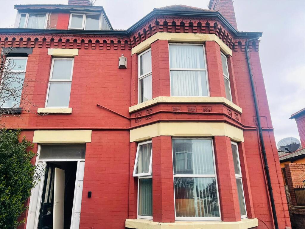 Main image of property: Warbreck Moor, Aintree, L9 4RR