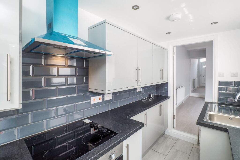 Main image of property: Ealing Avenue, Nottingham, NG6