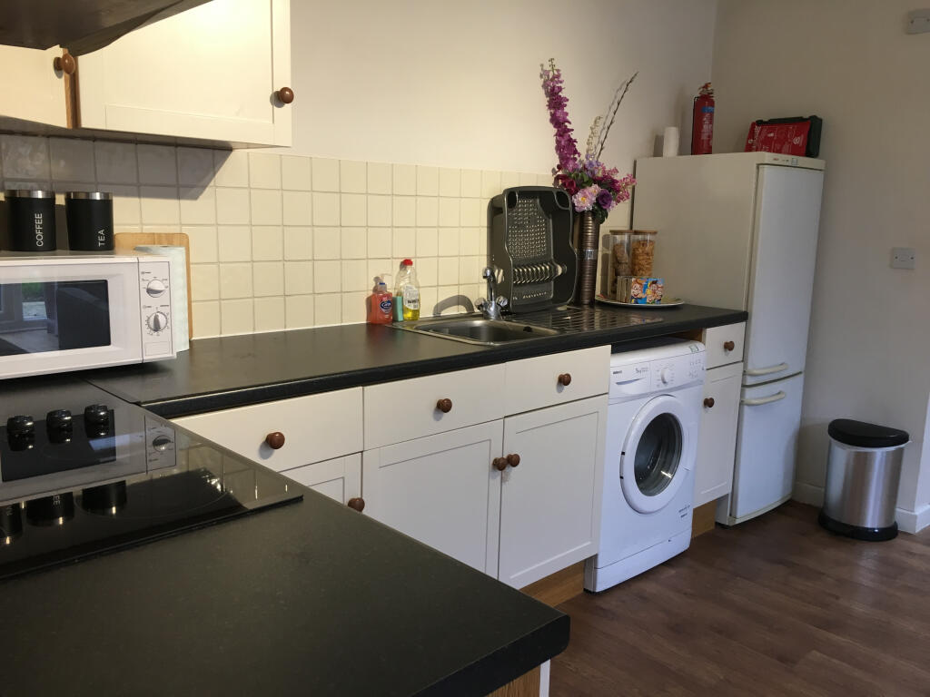 Main image of property: LONDON ROAD, HEADINGTON