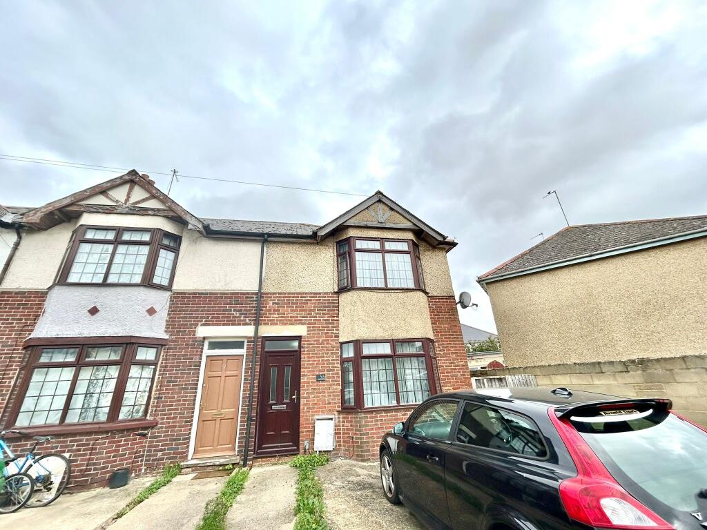 Main image of property: CRICKET ROAD, OXFORD