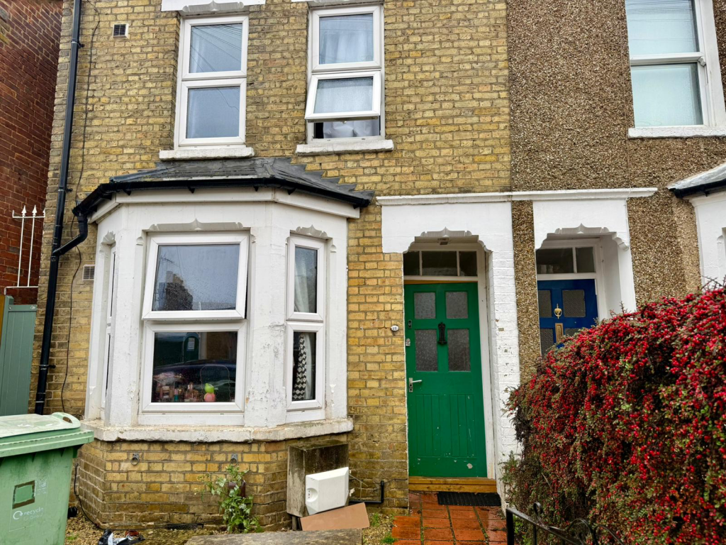 Main image of property: Essex Street, Cowley