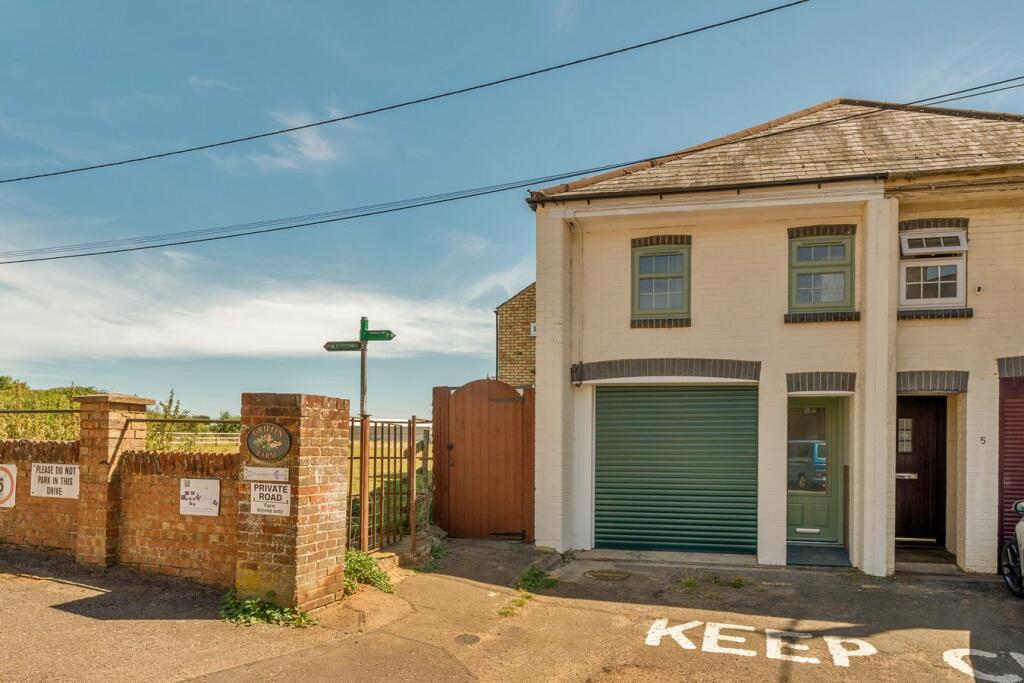 Main image of property: Conger Lane, Toddington, LU5