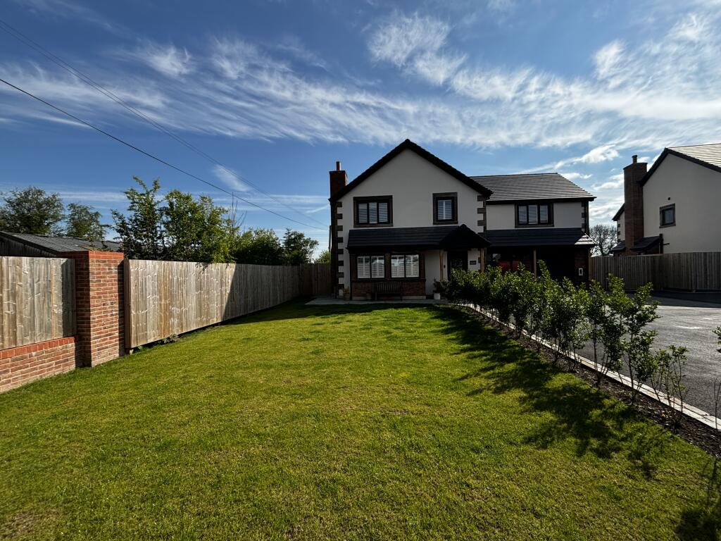 Main image of property: Oak View, Eaves Lane, Woodplumpton