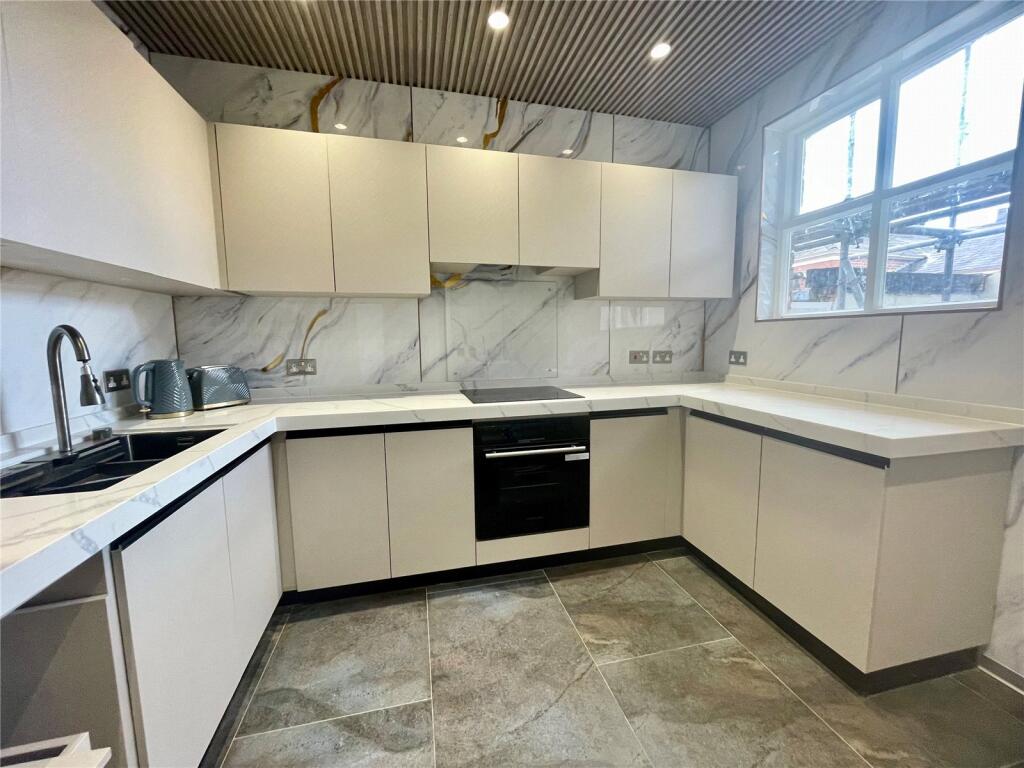 Main image of property: Great Avenham Street, Preston