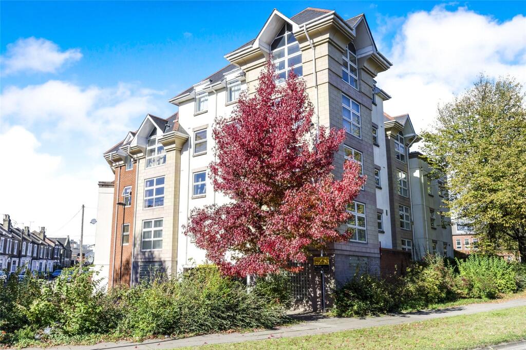 Main image of property: Synor House, Central