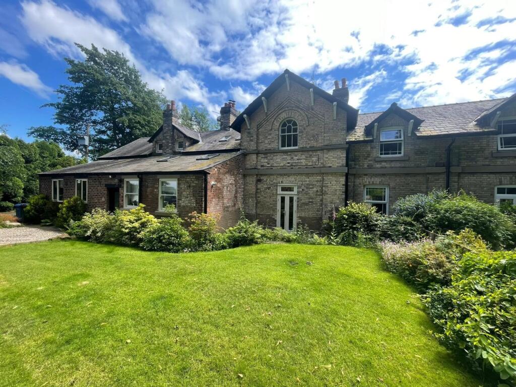 Main image of property: Walton Lea Cottage, Chester Road
