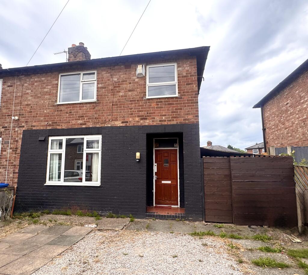 Main image of property: Molyneux Avenue, Warrington, WA5 0DP