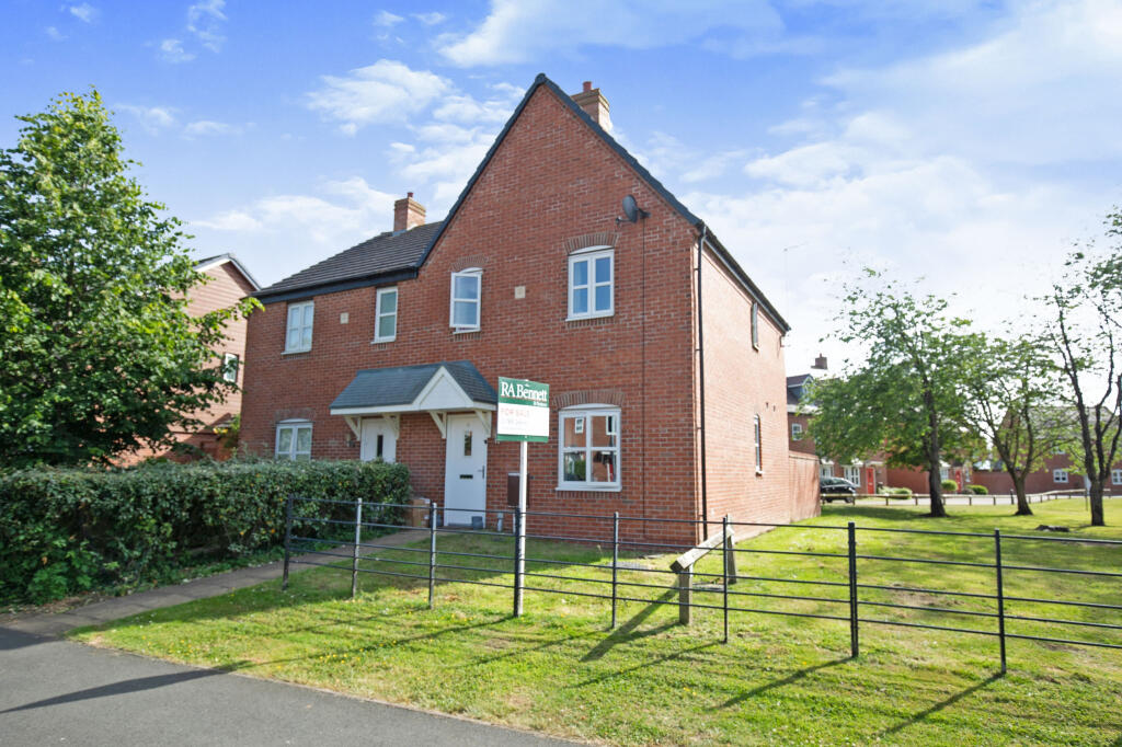 Main image of property: Wellington Avenue, Meon Vale, Stratford-upon-Avon
