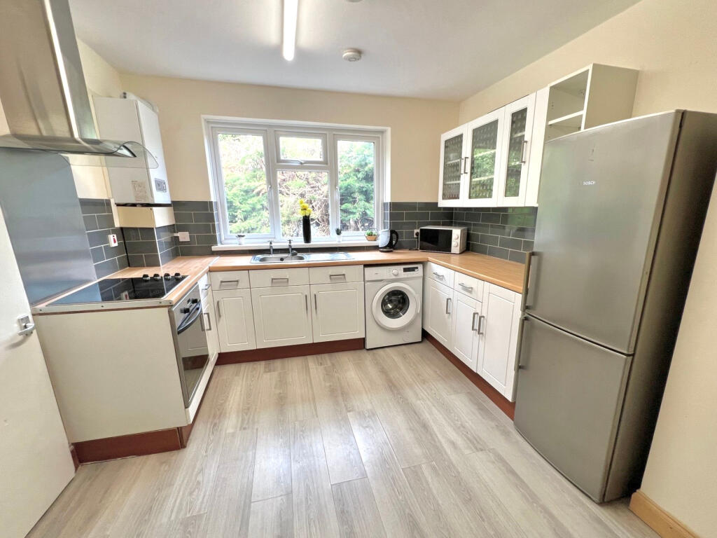 Main image of property: Barnfield Way, Southampton