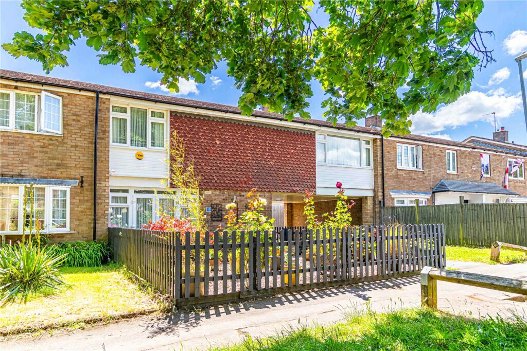 2 bedroom terraced house for sale in Poynders Hill, Leverstock Green