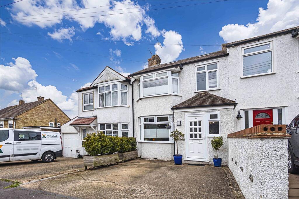 Main image of property: Oliver Road, Nash Mills, Hemel Hempstead, Hertfordshire, HP3