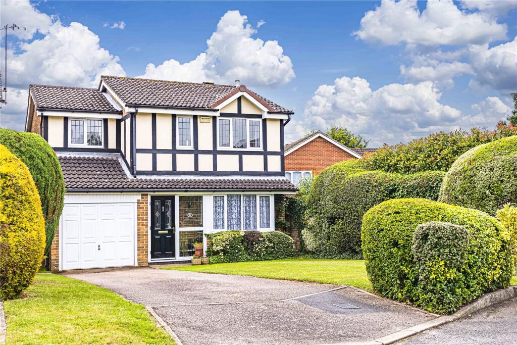 Main image of property: Speedwell Close, Chaulden, Hemel Hempstead, Hertfordshire, HP1