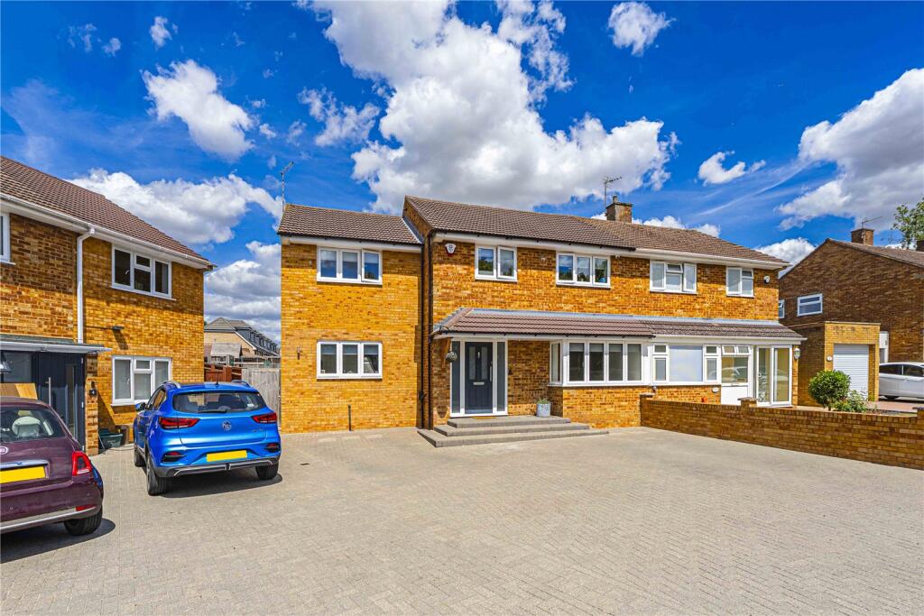 Main image of property: Saracens Head, Adeyfield, Hemel Hempstead, Hertfordshire, HP2