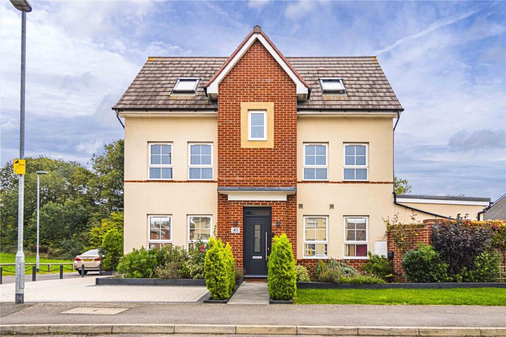Main image of property: Burgundy Drive, Swallowfields, Hemel Hempstead, Hertfordshire, HP2