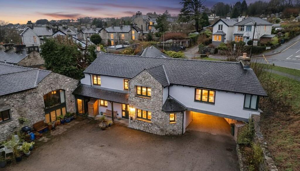 Main image of property: High Tenterfell, Kendal, LA9