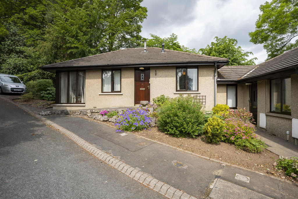 2 bedroom detached bungalow for sale in 5 Stonecross Gardens, Kendal, LA9