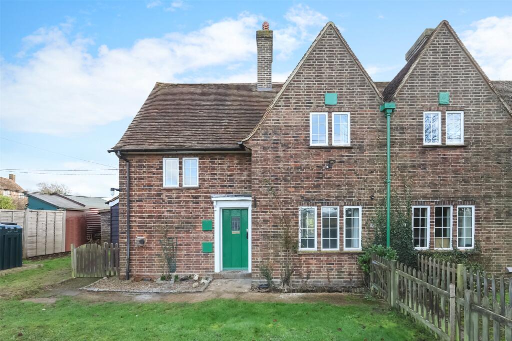Main image of property: Brewer Street, Bletchingley, Redhill, Surrey, RH1