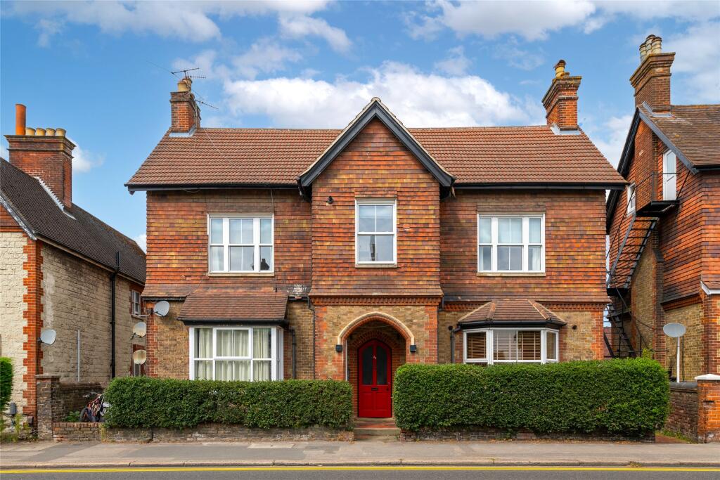 Main image of property: Croydon Road, Reigate, Surrey, RH2