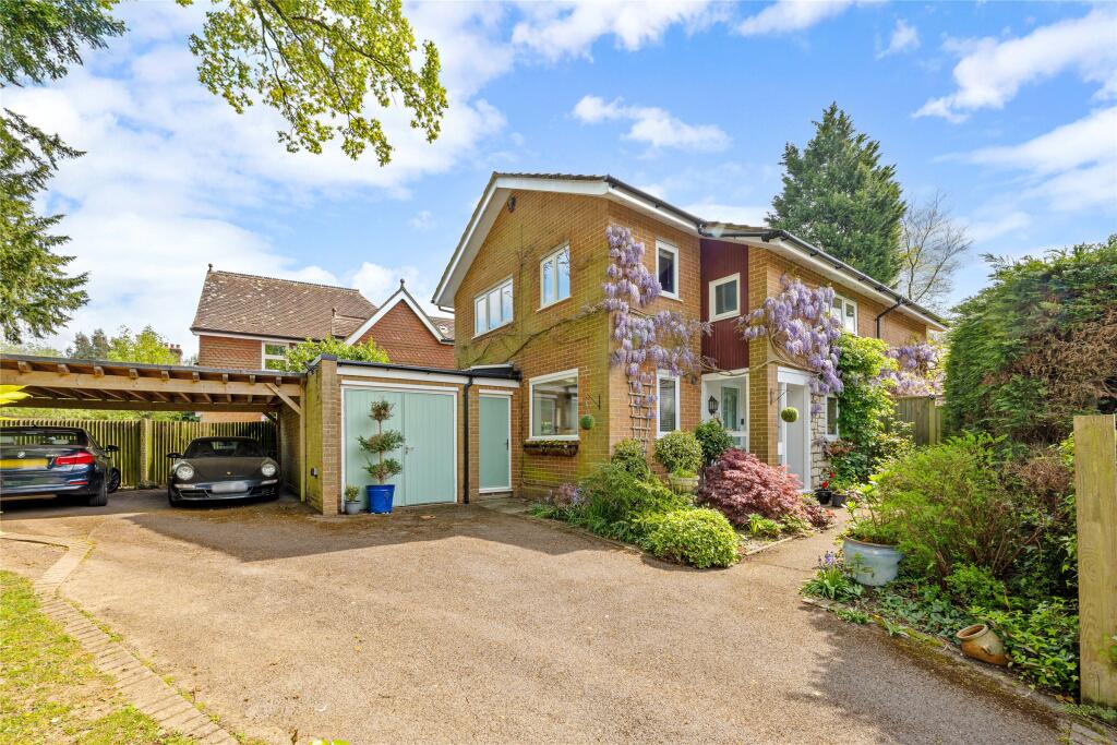 Main image of property: Croydon Road, Reigate, Surrey, RH2