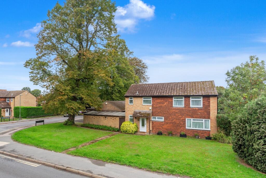 Main image of property: Horley Row, Horley, Surrey, RH6