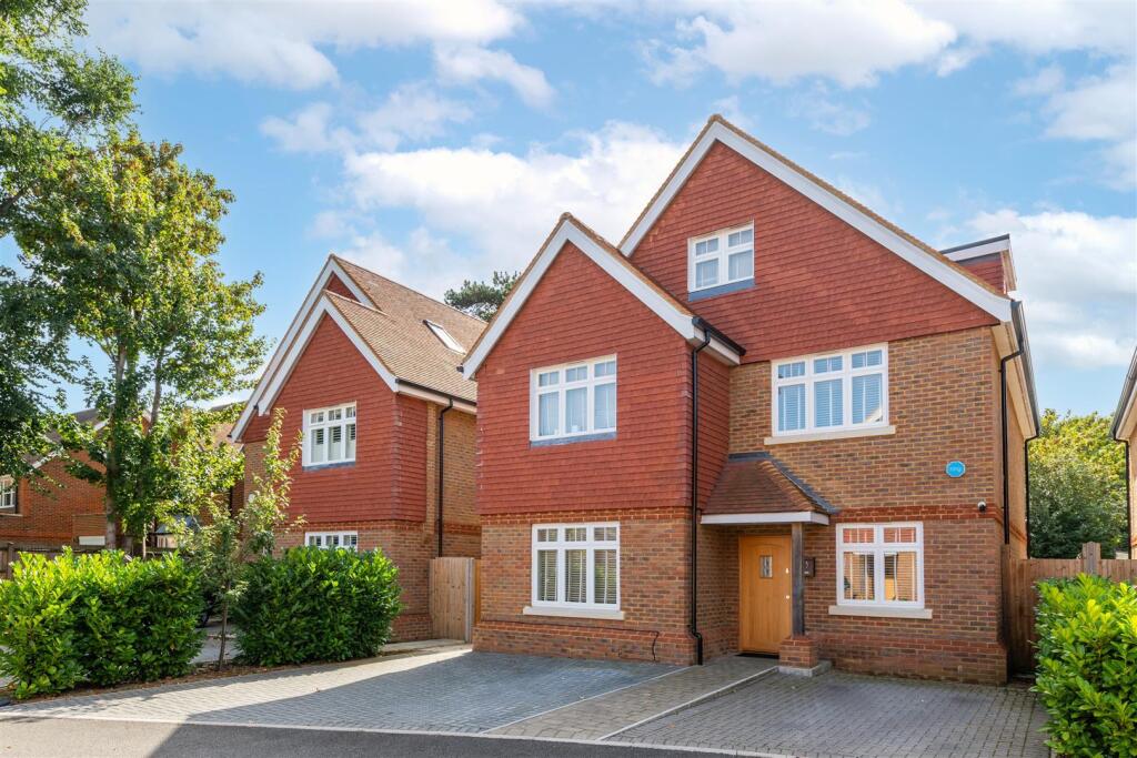 Main image of property: Astor Gardens, Horley, Surrey, RH6
