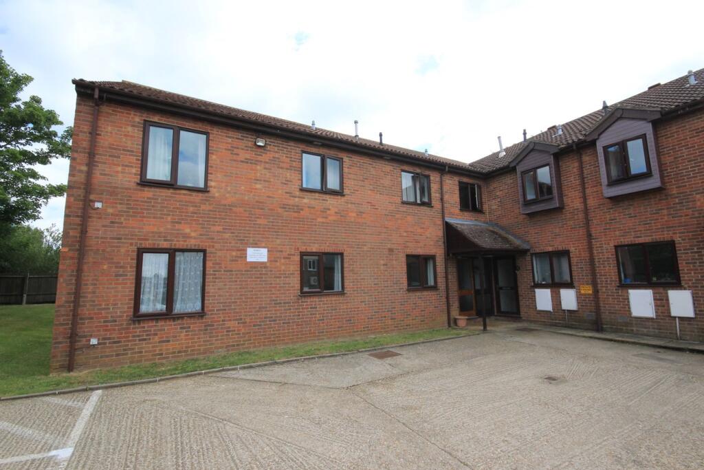 Main image of property: Glen Court, High Street, Flitwick, MK45