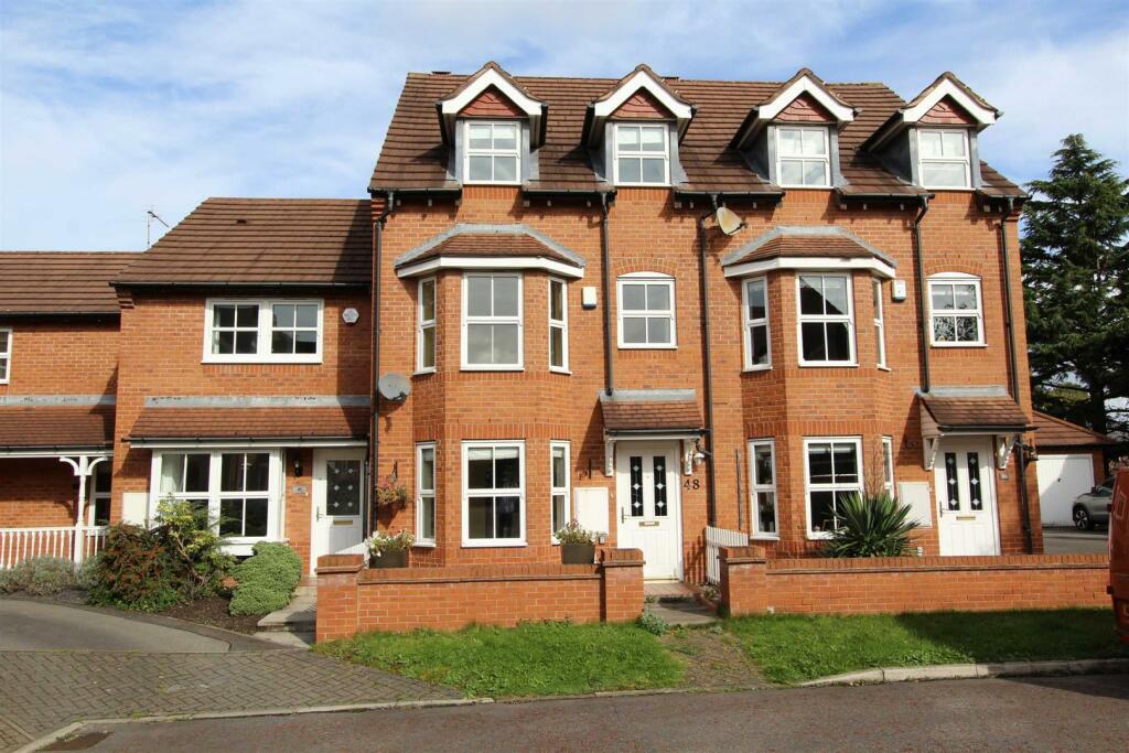 3 bedroom terraced house for rent in Lady Acre Close, Lymm, WA13