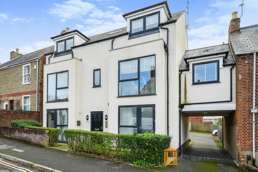 Main image of property: Crescent Road, East Oxford, Oxfordshire, OX4