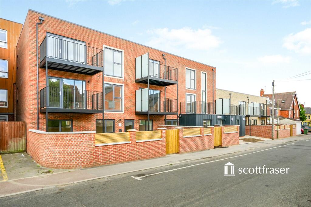Main image of property: Canterbury Court, 2 Glanville Road, OX4