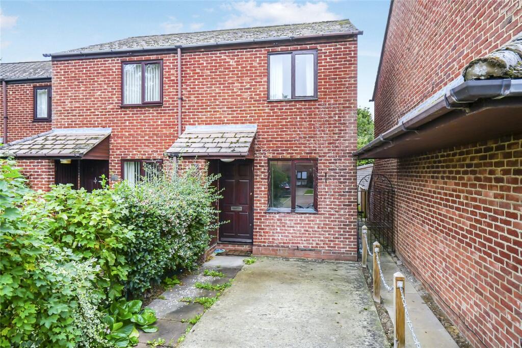 Main image of property: Webbs Close, Wolvercote, OX2