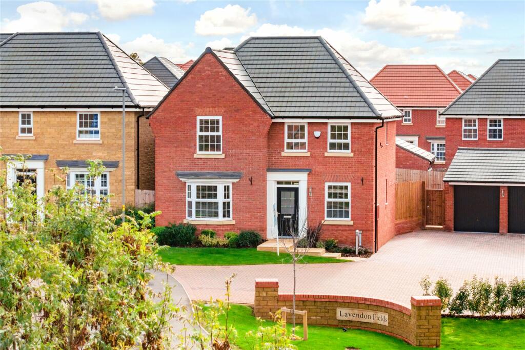 4 bedroom detached house for sale in White Canons Drive, Lavendon