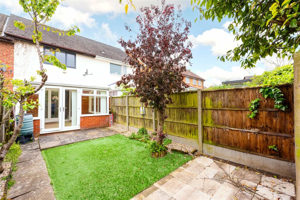 2 bedroom terraced house for sale in The Glebe, Lavendon, Olney