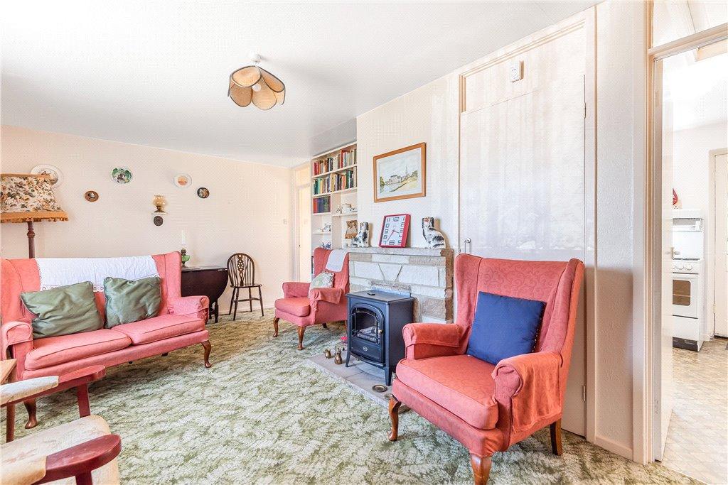 2 bedroom bungalow for sale in Spinney Hill Road, Olney