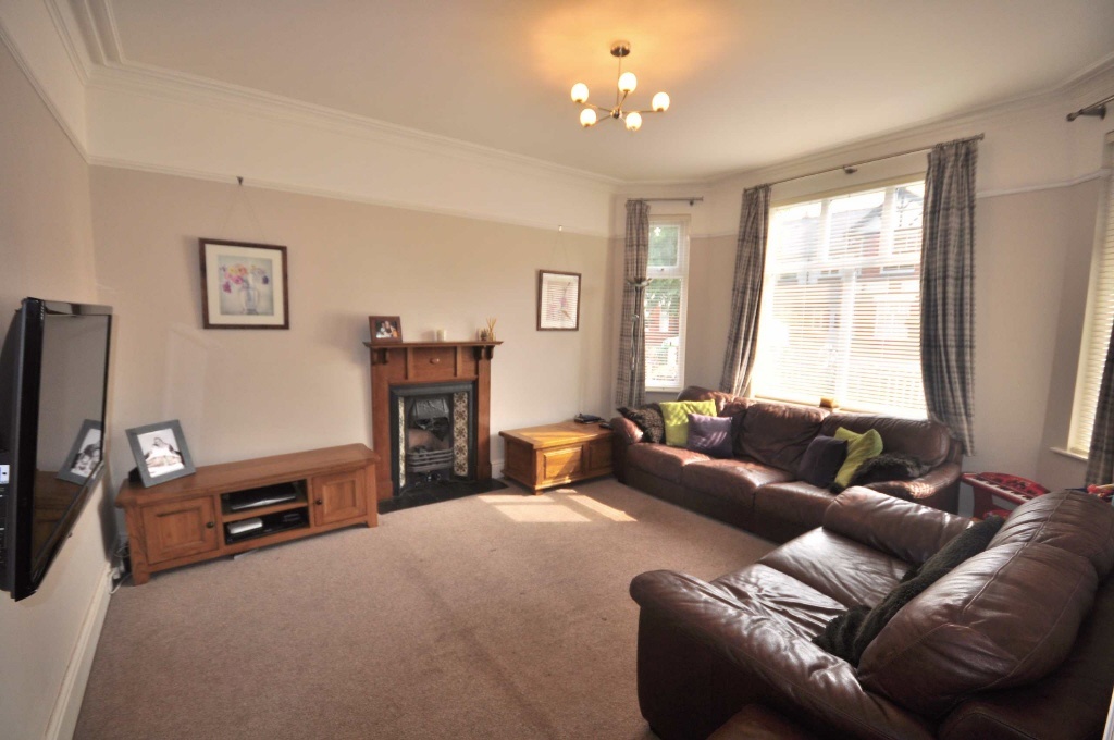 4 bedroom semi-detached house for sale in Atwood Road, Didsbury ...