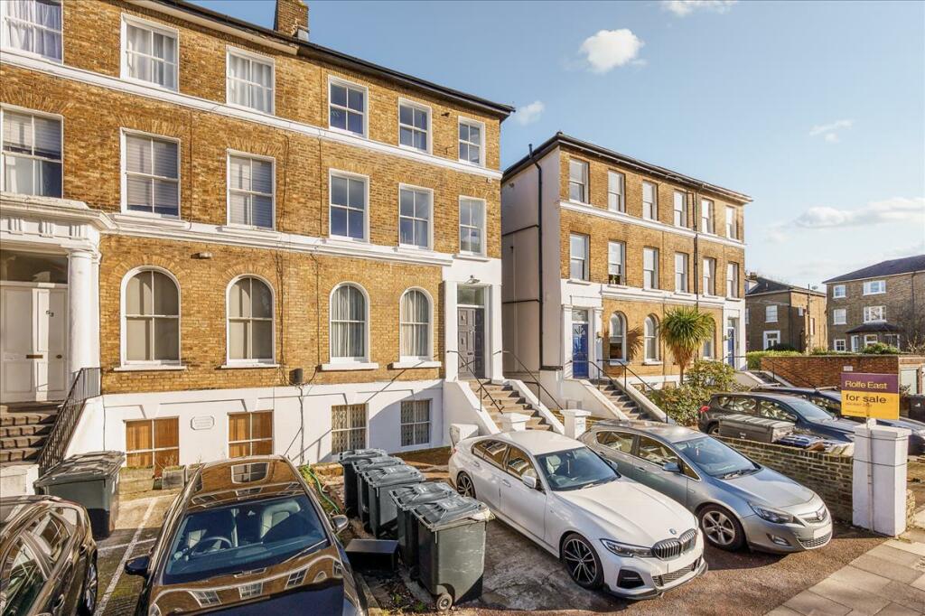 Studio flat for sale in Windsor Road, Ealing, London, W5