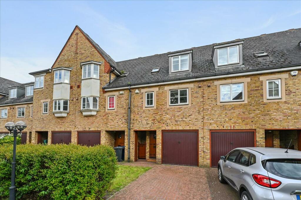 Main image of property: Gatcombe Mews, Ealing, London, W5