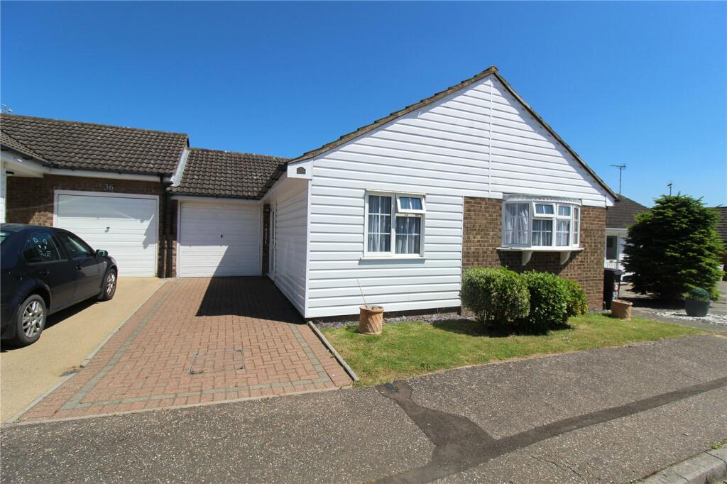 Main image of property: Highcliff Crescent, Rochford, Essex, SS4