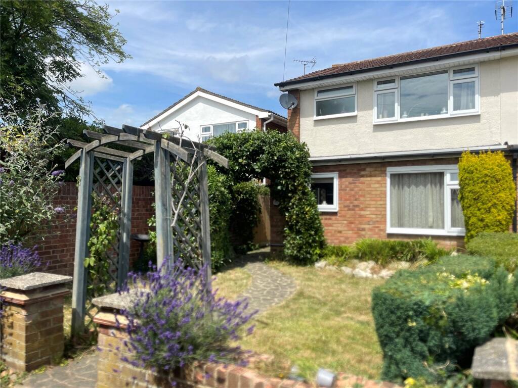 Main image of property: The Spinneys, Rayleigh, Essex, SS6