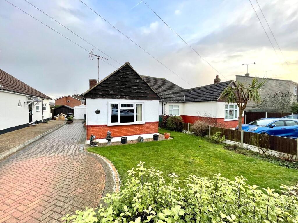 Main image of property: Helena Road, Rayleigh, Essex, SS6