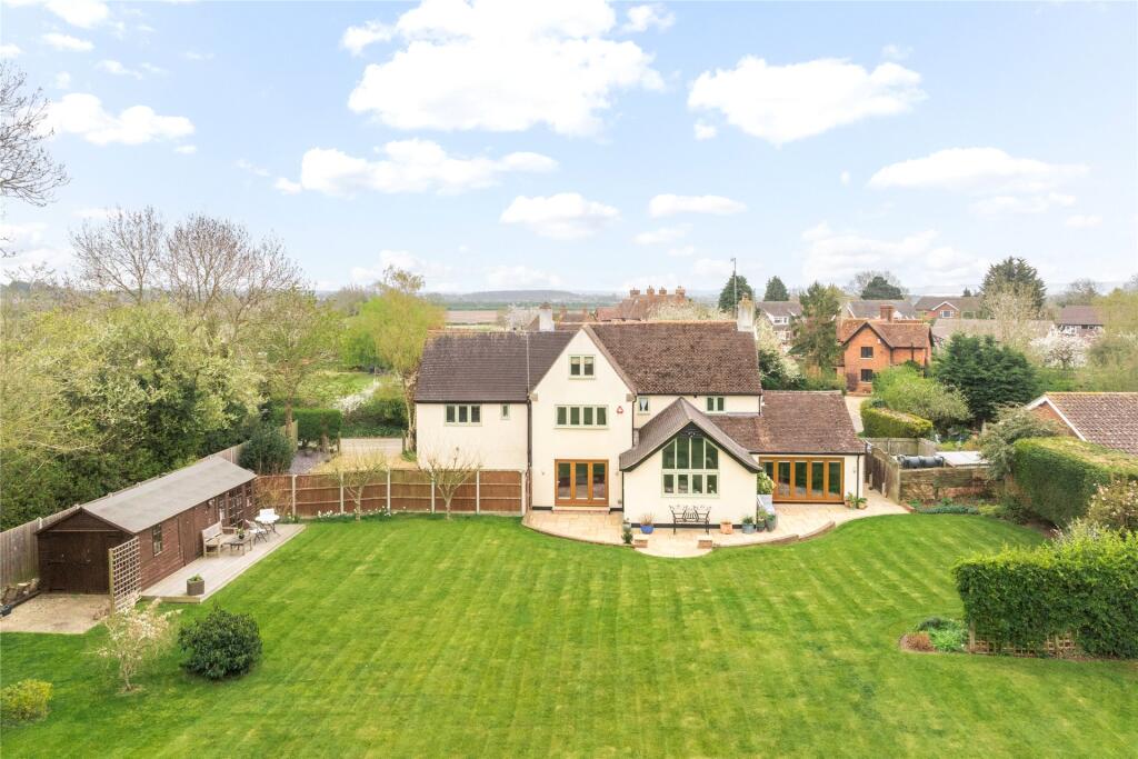 Main image of property: Wood End Lane, Moulsoe, Buckinghamshire, MK16