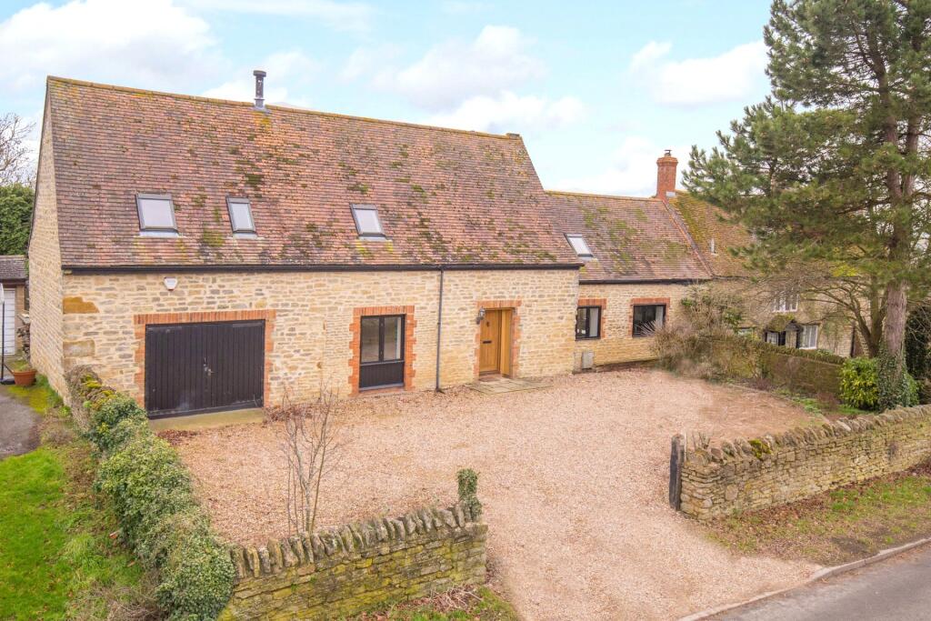 Main image of property: Hartwell Road, Hanslope, Milton Keynes, Buckinghamshire, MK19