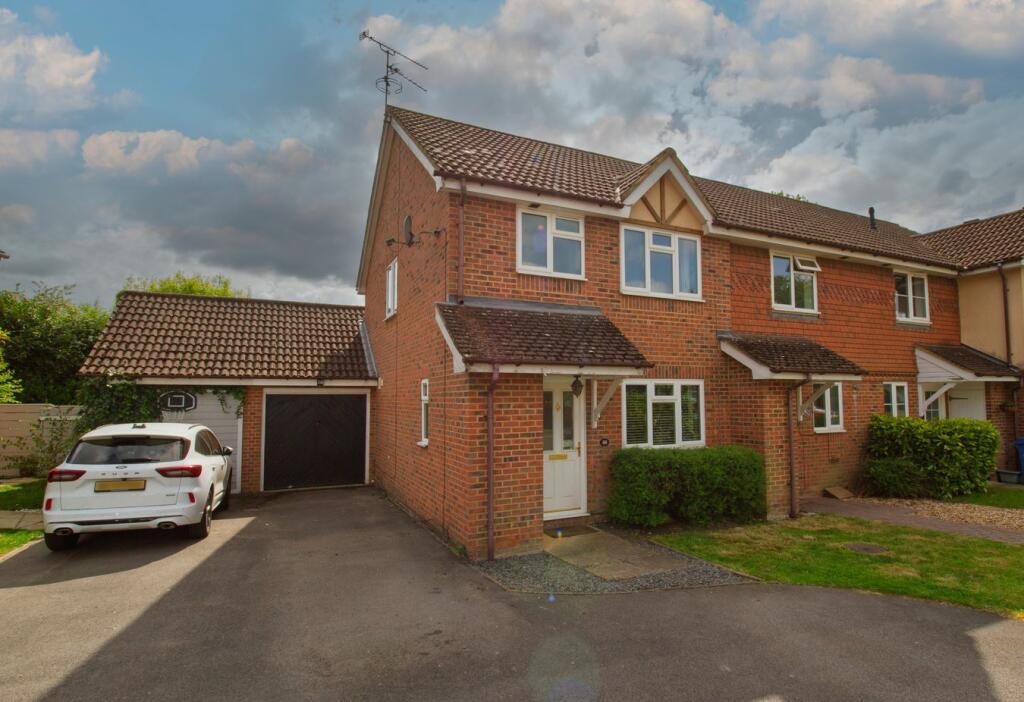 Main image of property: Nether Vell-Mead, Church Crookham, Fleet, GU52