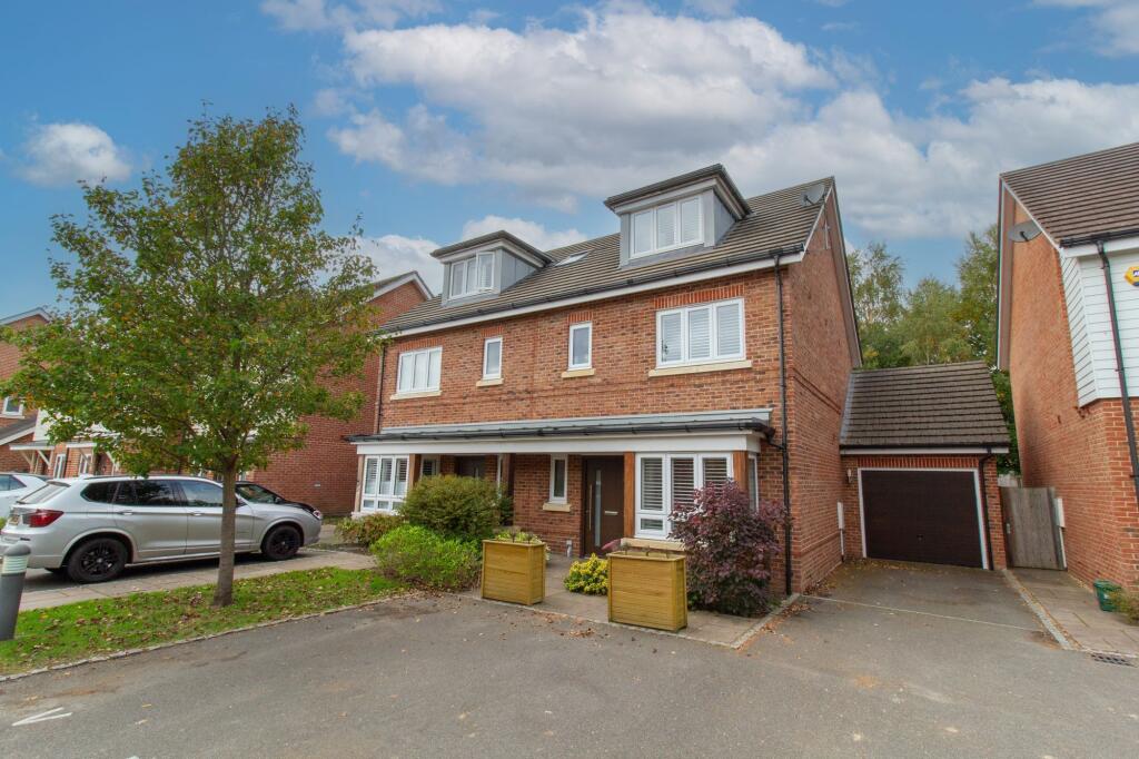 Main image of property: Teaseltun, Fleet, GU51