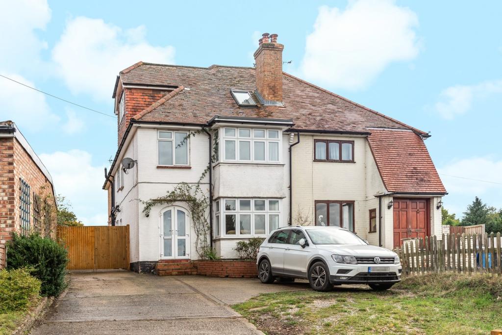 4 bedroom semidetached house for sale in Aldershot Road, Church