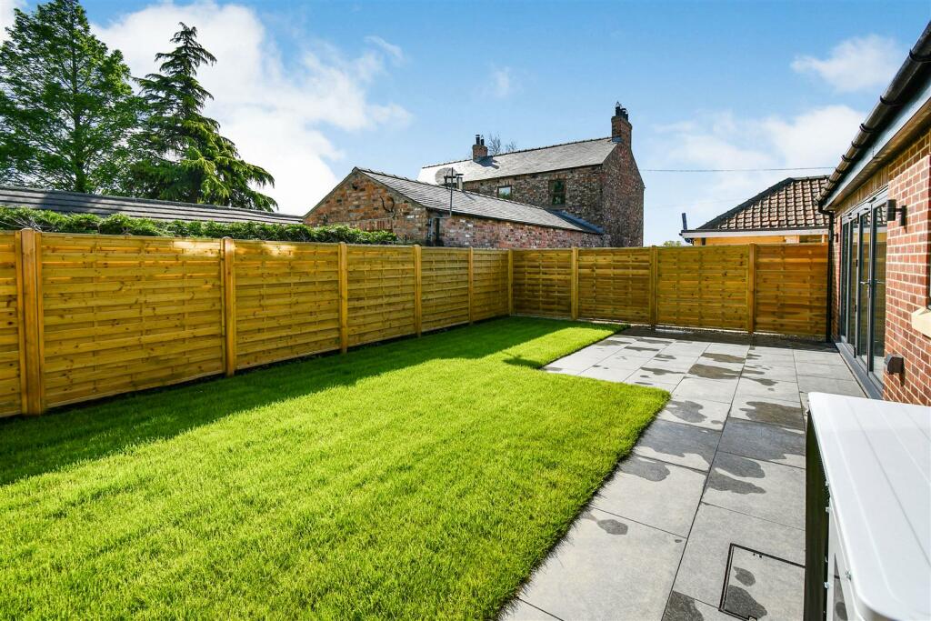 4 bedroom house for sale in Murton Garth, Murton, YO19